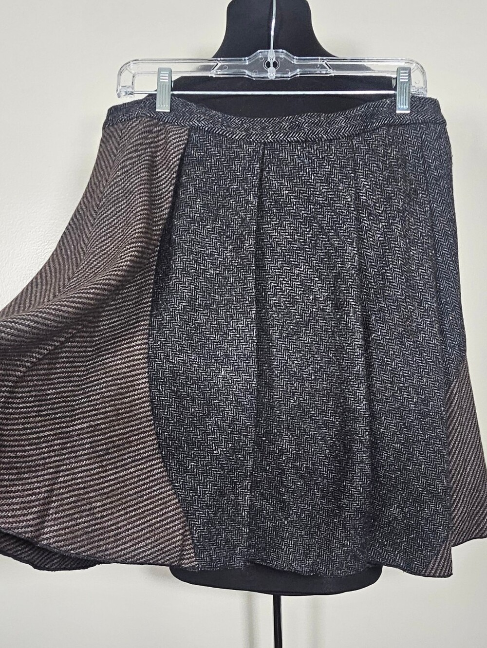 Armani Exchange Wool Blend Herringbone Pleated Flirty Skirt Winter Lined Pockets